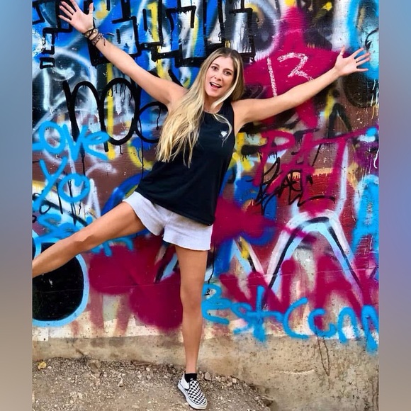 Meet your Posher, Alx - Picture 2 of 16